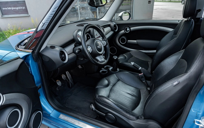 MINI Cooper S cena 22900 przebieg: 229000, rok produkcji 2006 z Bytów małe 529